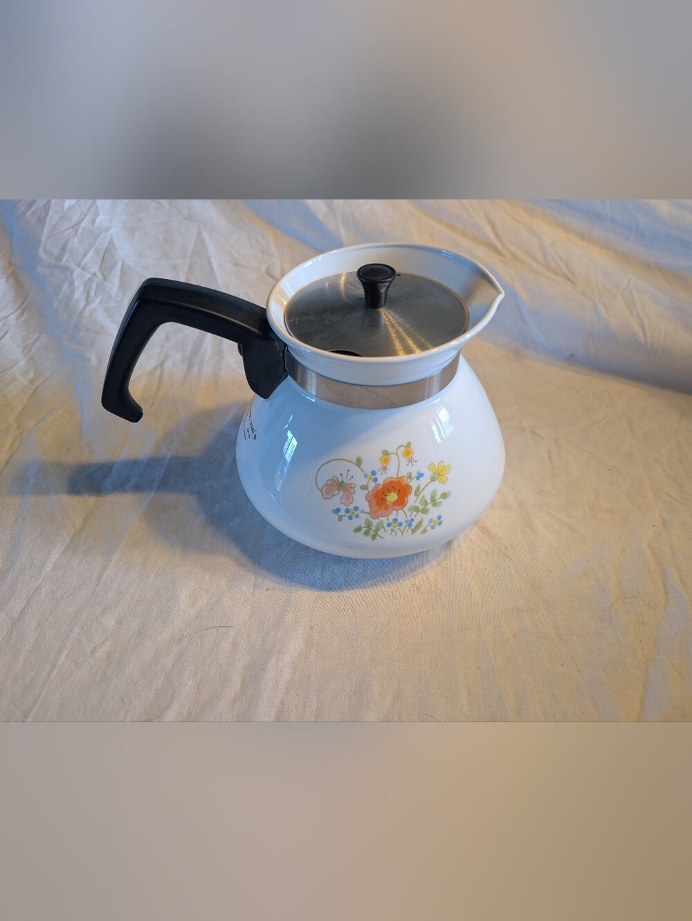 2/60$ Corningware White Floral Stovetop Coffee Kettle with Black Handle
